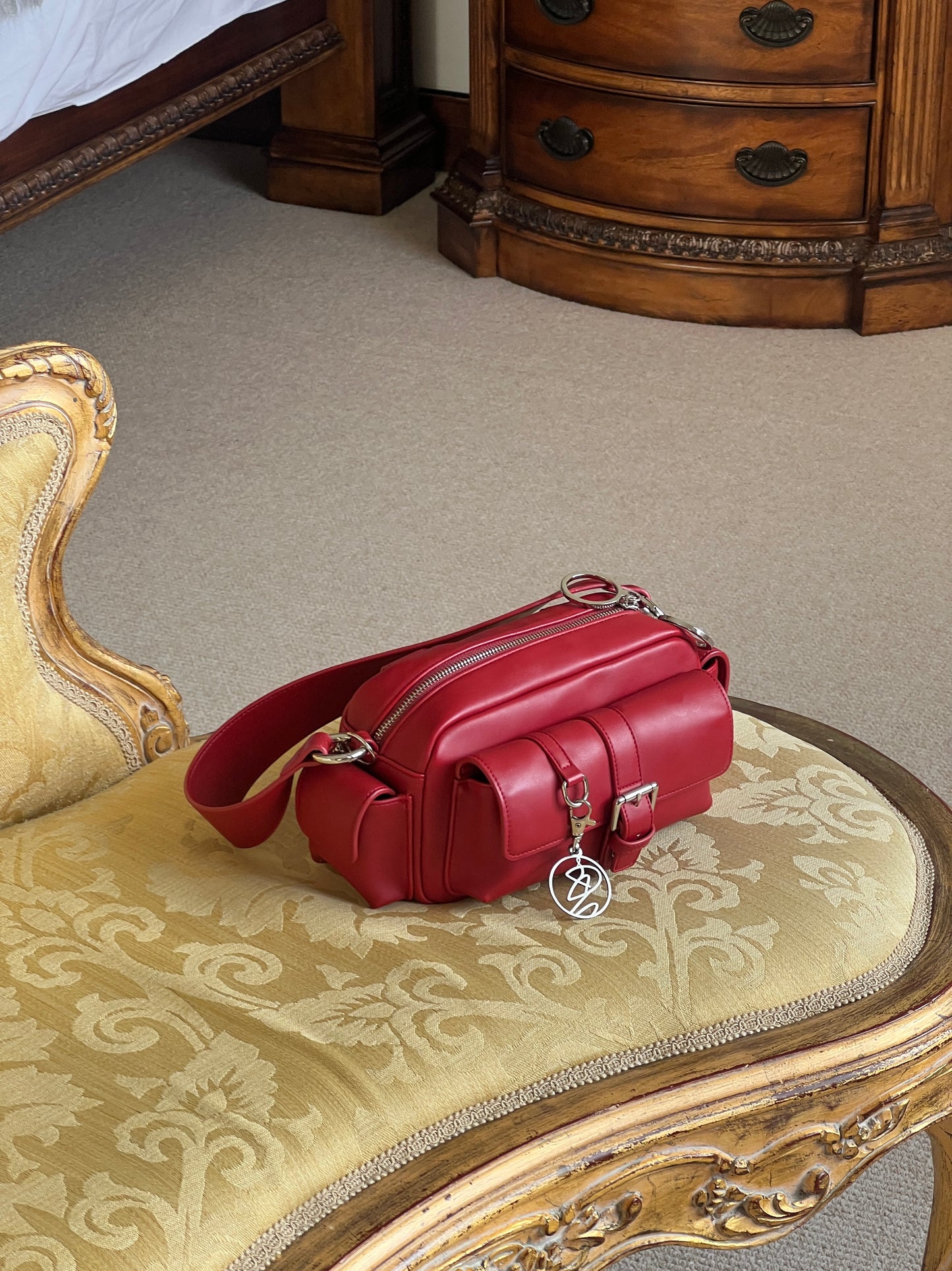 Adison - The Essential Bag (pre-order)