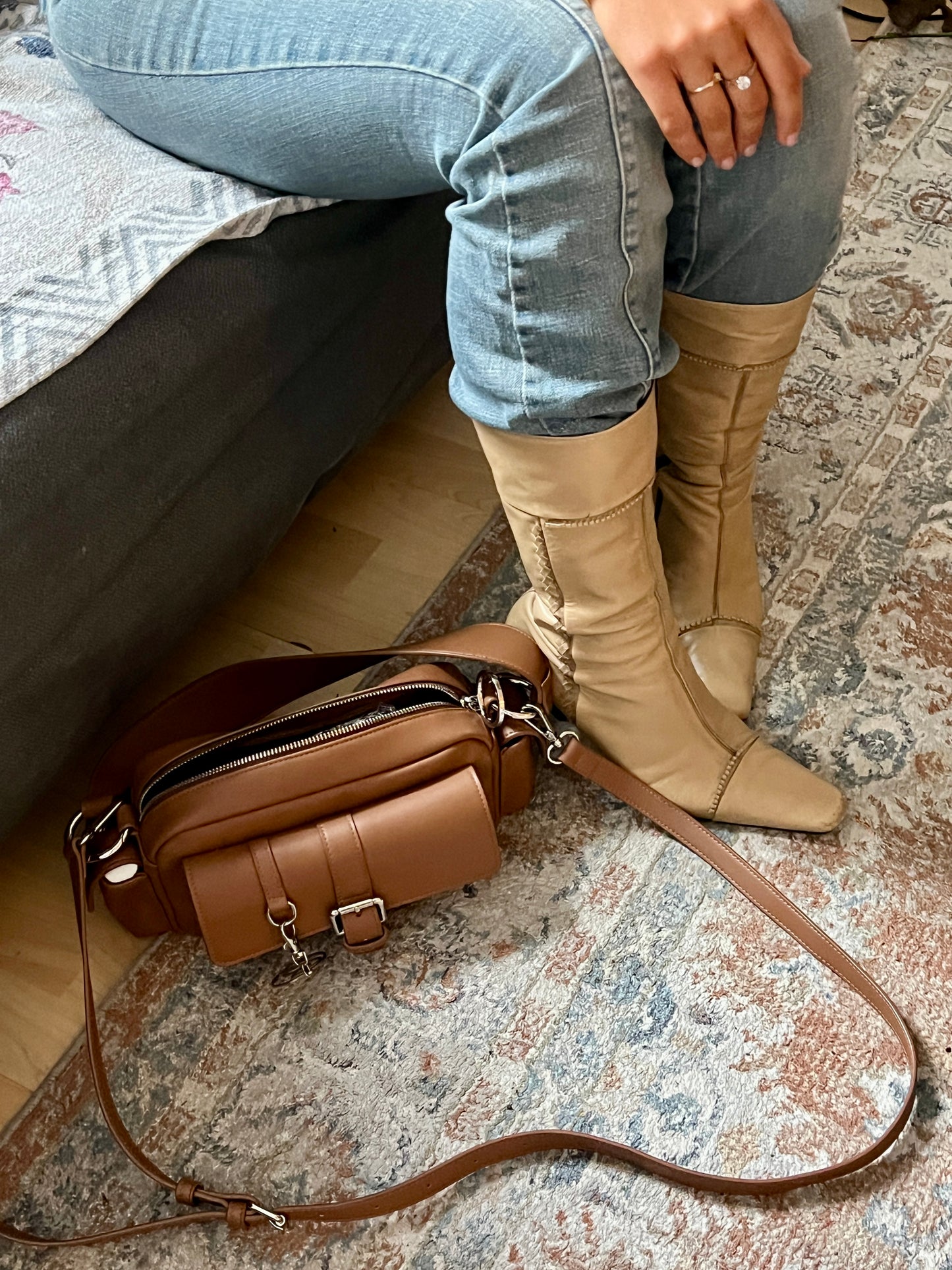 Adison bag in Tan - Complete set (Pre-order)